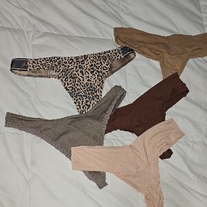 Womens Lot Of Underwear,Thong!! All Sz Medium! Aerie And VS